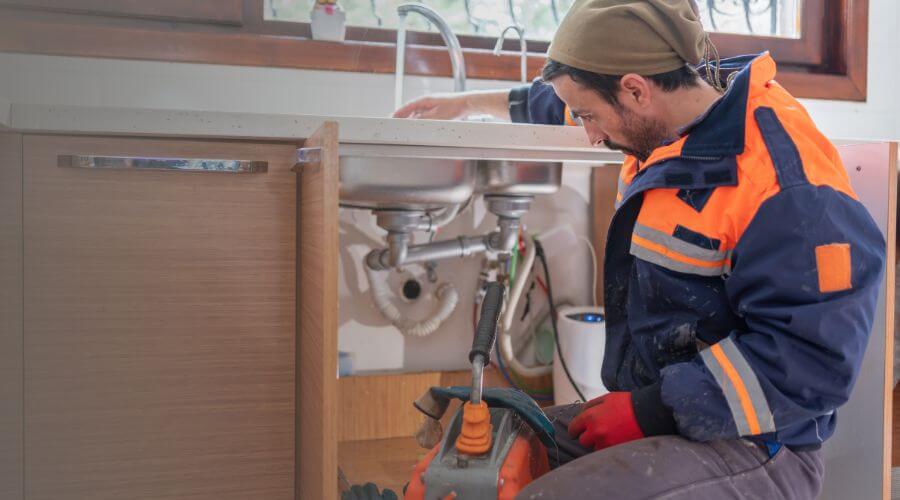 Professional septic tank pumping in Llano, CA